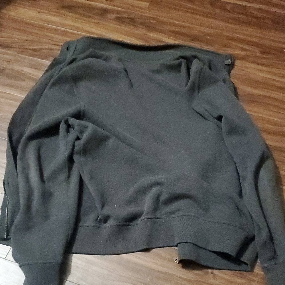 Banana Republic Dark Gray Sweater - Picture 6 of 6